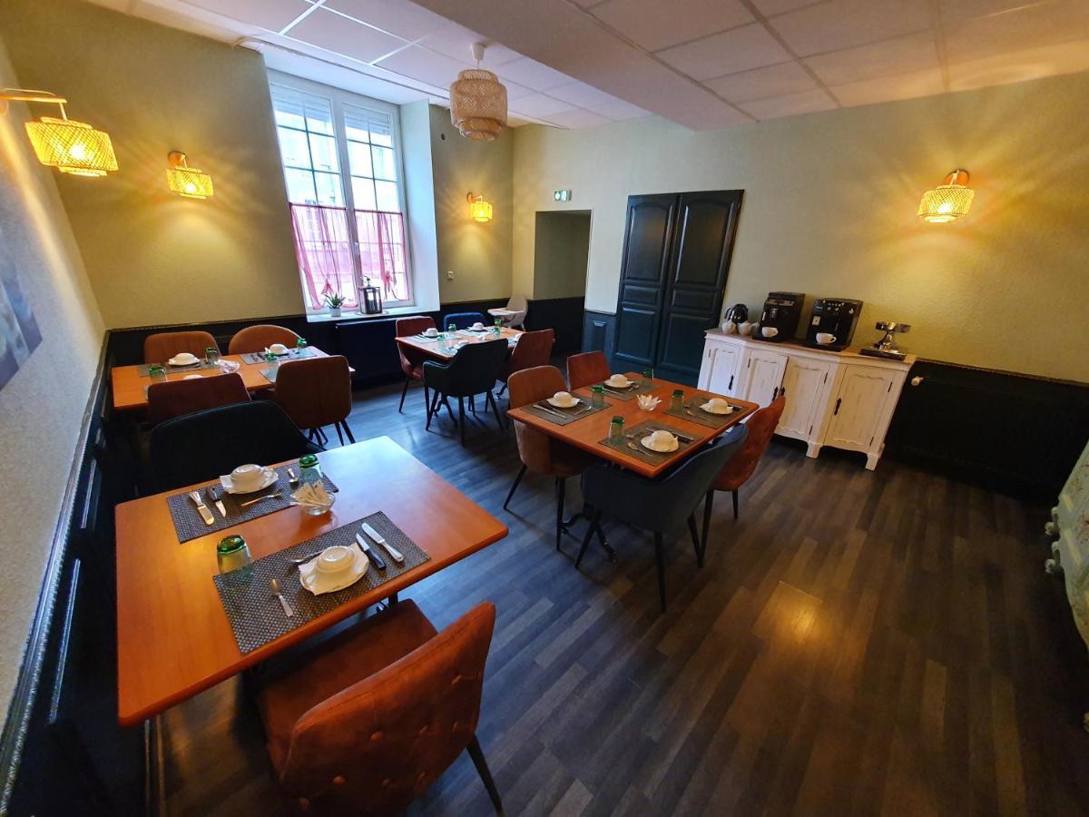 Logis L'auberge Alsacienne 3* Le Lude