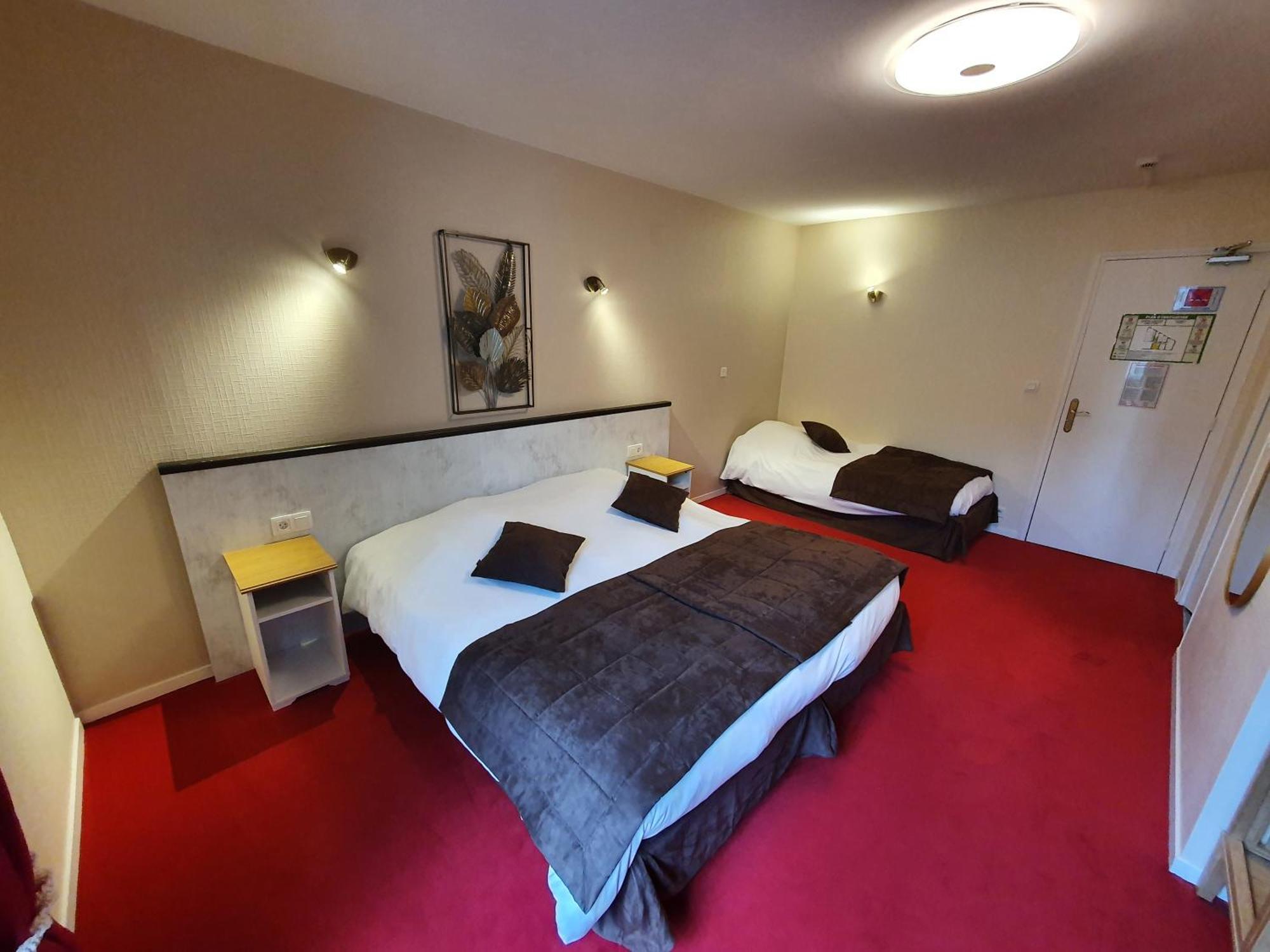 Logis L'auberge Alsacienne Le Lude